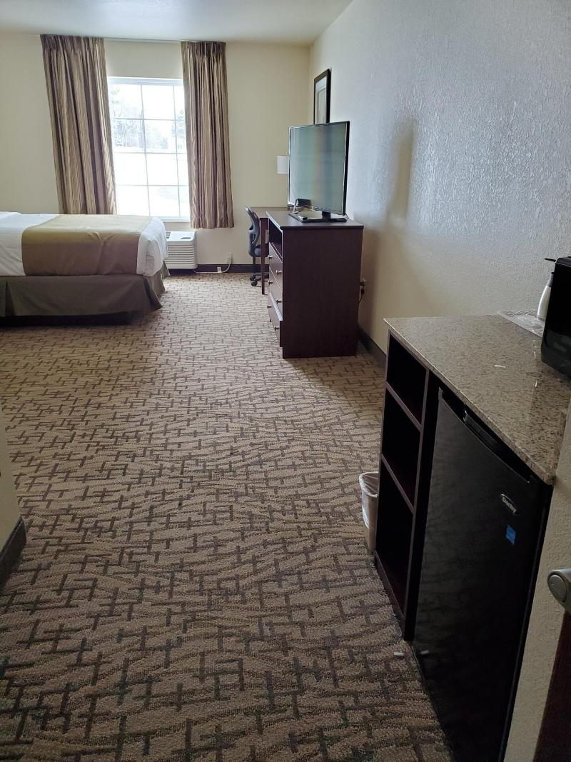 Cobblestone Inn & Suites - Barron image
