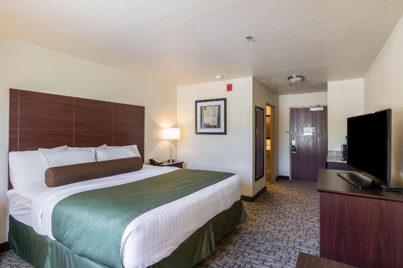 Cobblestone Inn & Suites - Barron image