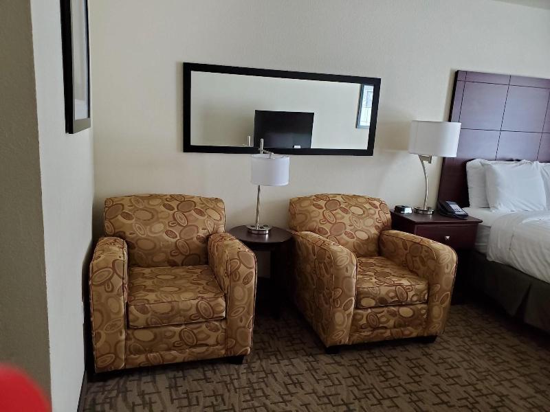 Cobblestone Inn & Suites - Barron image