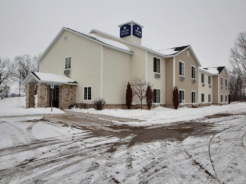 Cobblestone Inn & Suites - Brillion