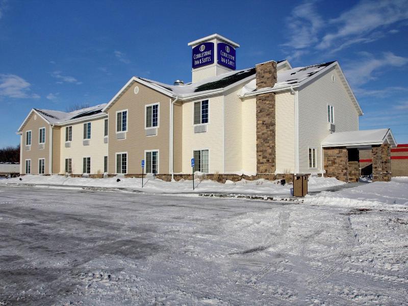 Cobblestone Inn & Suites - Carrington image