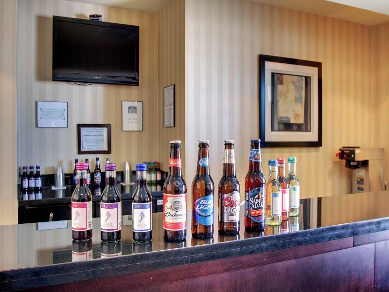 Cobblestone Inn & Suites - Carrington image