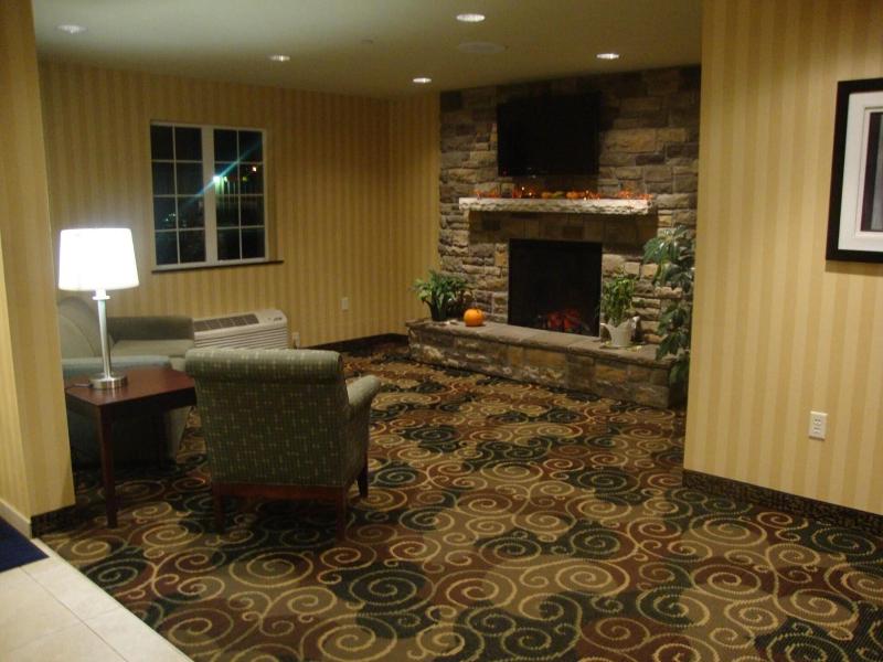 Cobblestone Inn & Suites - Carrington image