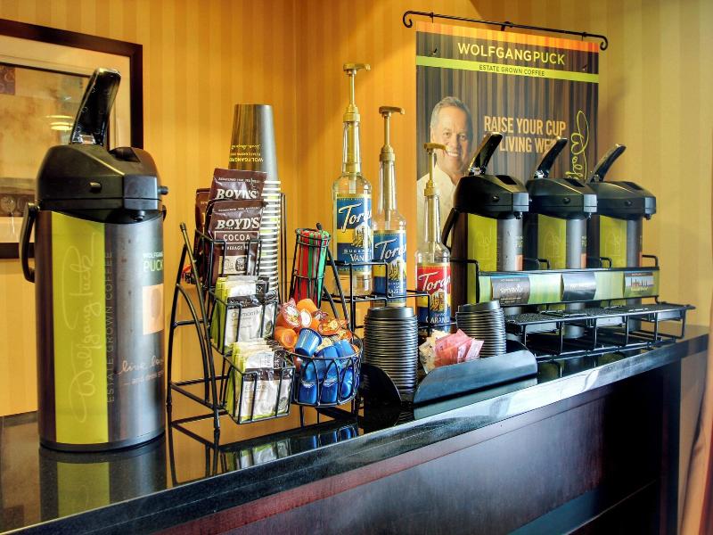 Cobblestone Inn & Suites - Carrington image