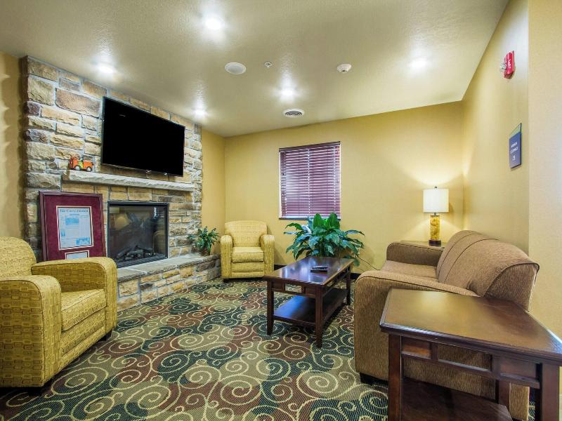 Cobblestone Inn & Suites - Corry