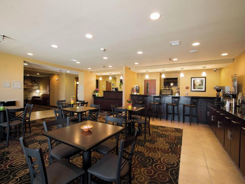 Cobblestone Inn & Suites - Eads image