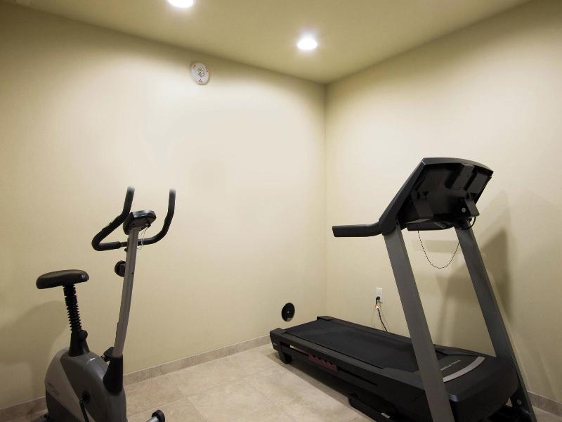 Cobblestone Inn & Suites - Eads image 5