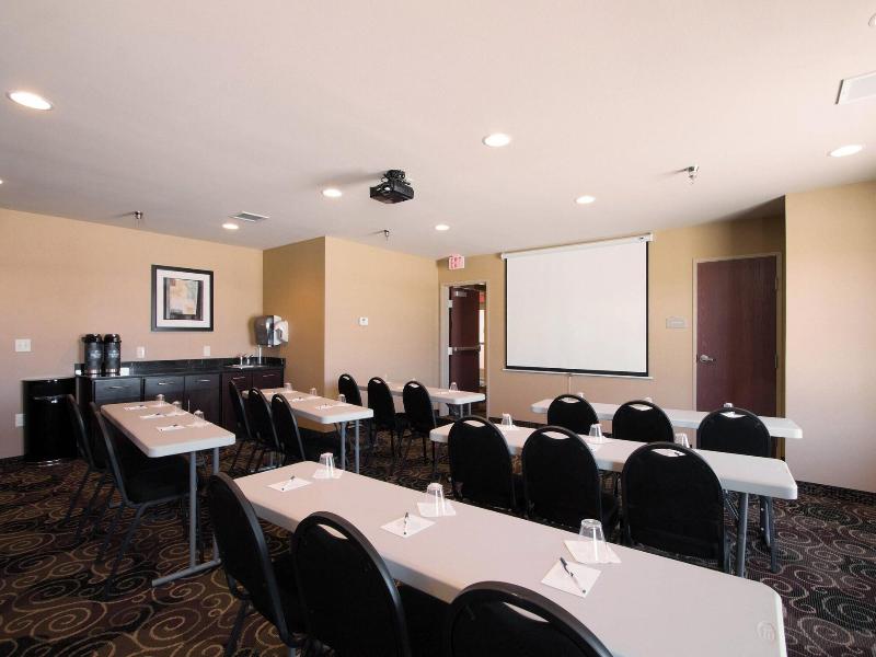 Cobblestone Inn & Suites - Eads image