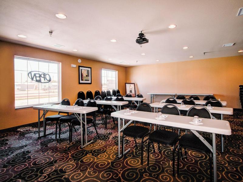 Cobblestone Inn & Suites - Eads image