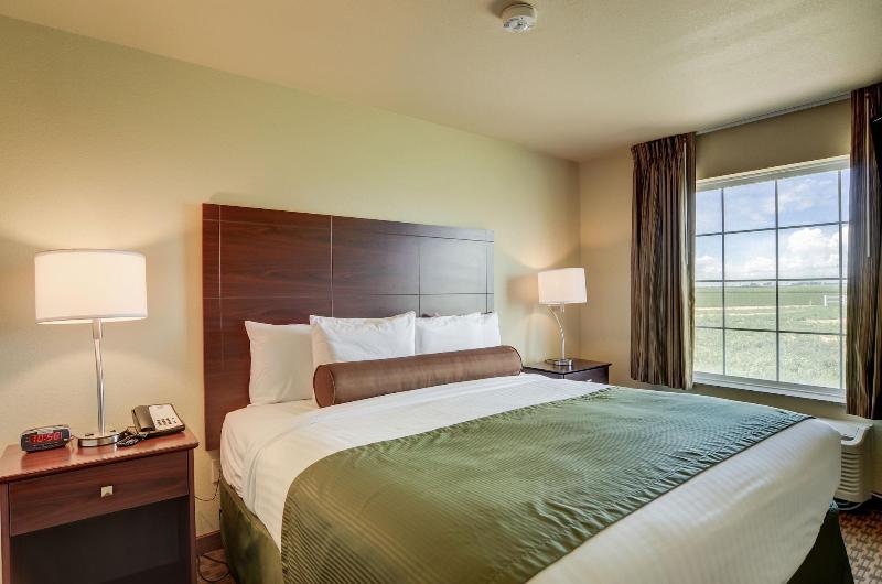 Cobblestone Inn & Suites - Eaton image