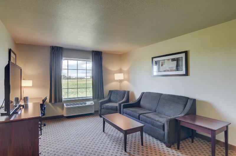 Cobblestone Inn & Suites - Eaton image