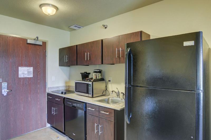 Cobblestone Inn & Suites - Eaton image