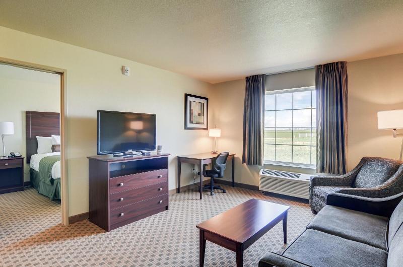 Cobblestone Inn & Suites - Eaton image