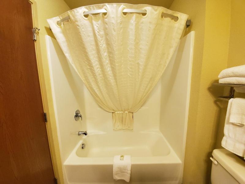 Cobblestone Inn & Suites - Eaton image
