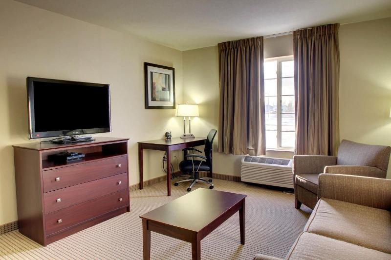Cobblestone Inn & Suites - Eaton image