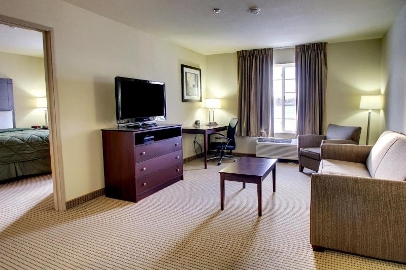 Cobblestone Inn & Suites - Eaton image