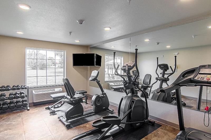 Cobblestone Inn & Suites - Guernsey image