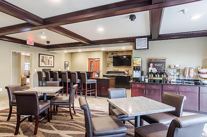 Cobblestone Inn & Suites - Guernsey image