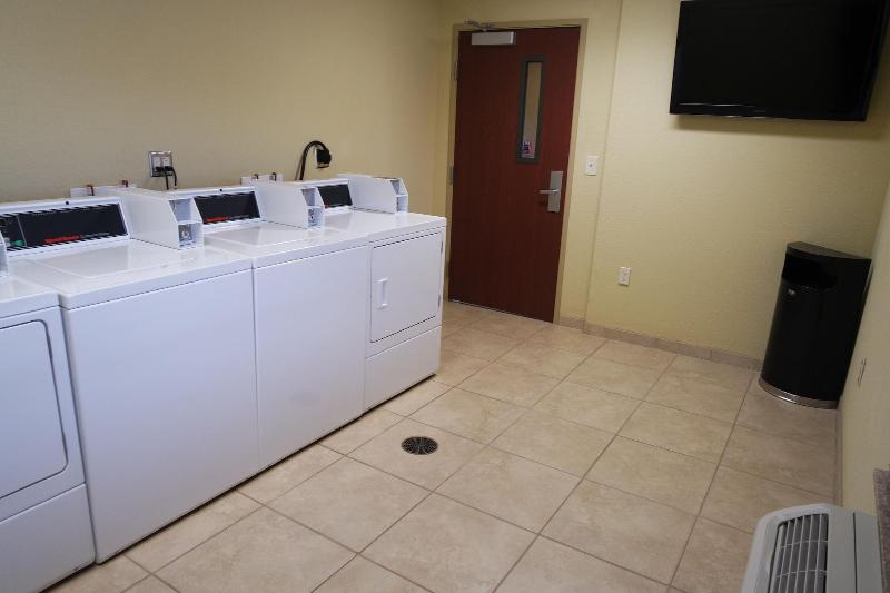 Cobblestone Inn & Suites - Harper image