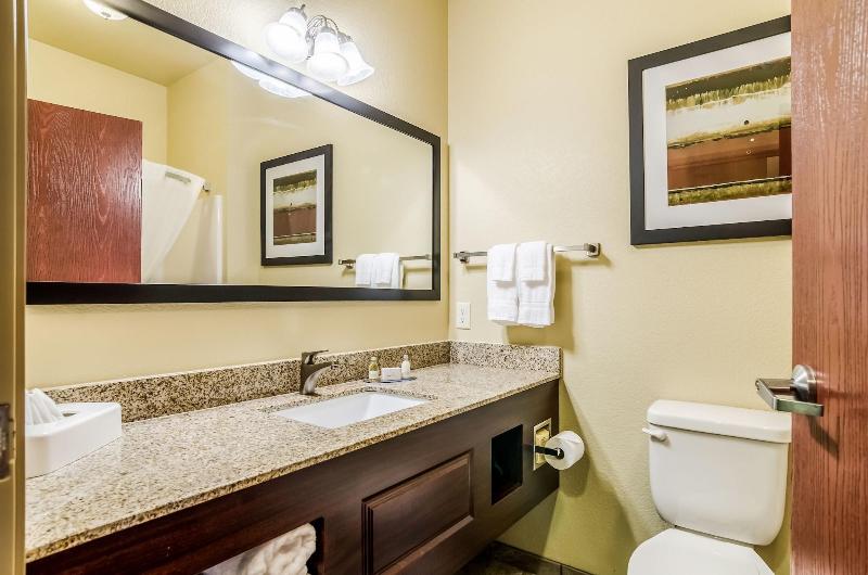 Cobblestone Inn & Suites - Harper image