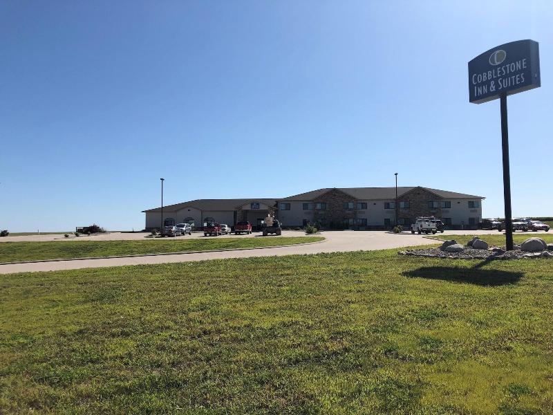 Cobblestone Inn & Suites - Holstein image