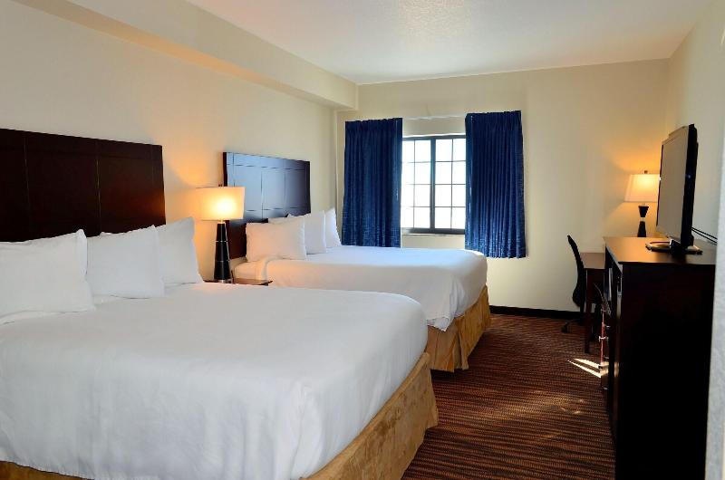 Cobblestone Inn & Suites - Holstein image