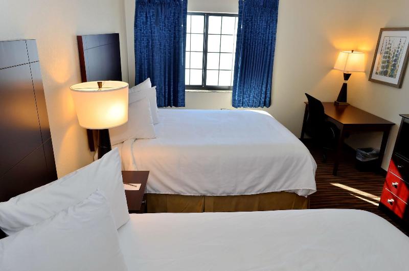 Cobblestone Inn & Suites - Holstein image