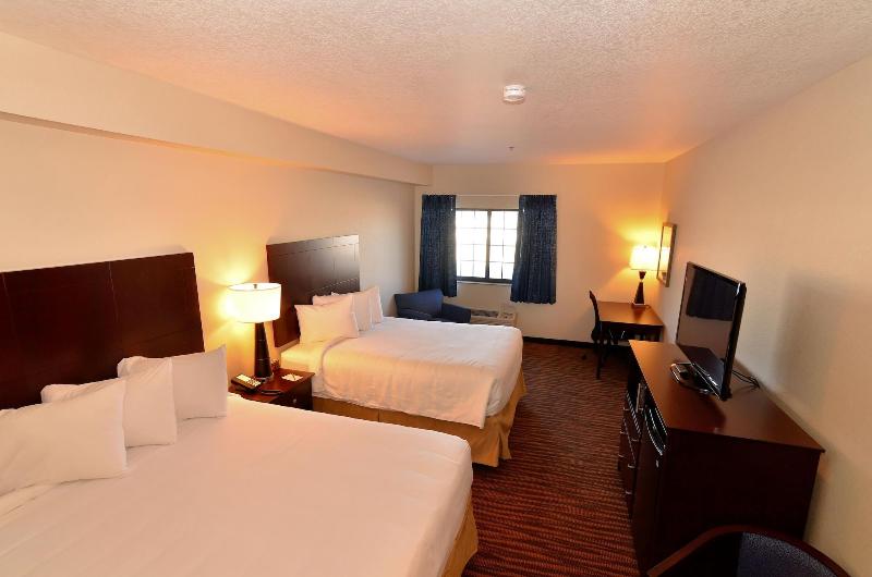 Cobblestone Inn & Suites - Holstein image