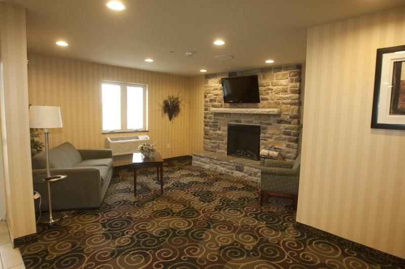 Cobblestone Inn & Suites - Langdon image