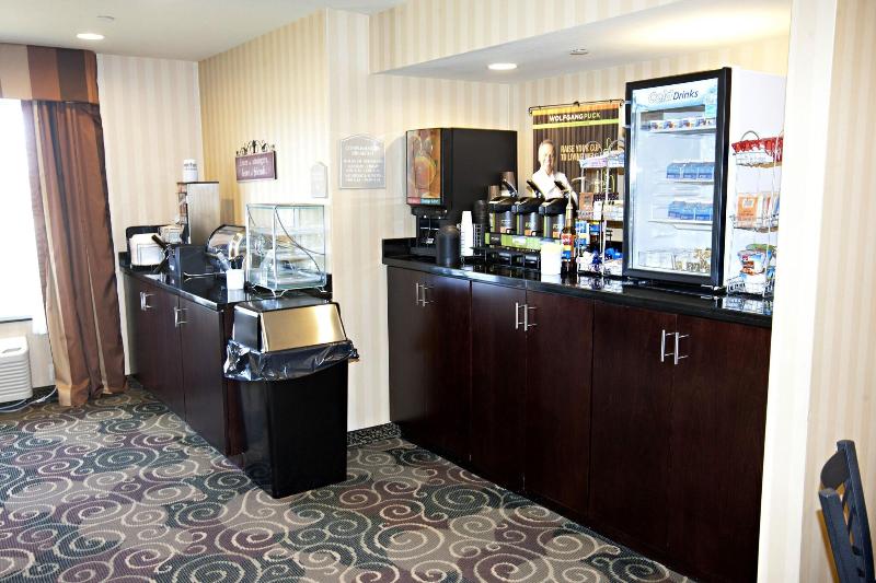 Cobblestone Inn & Suites - Langdon image 1