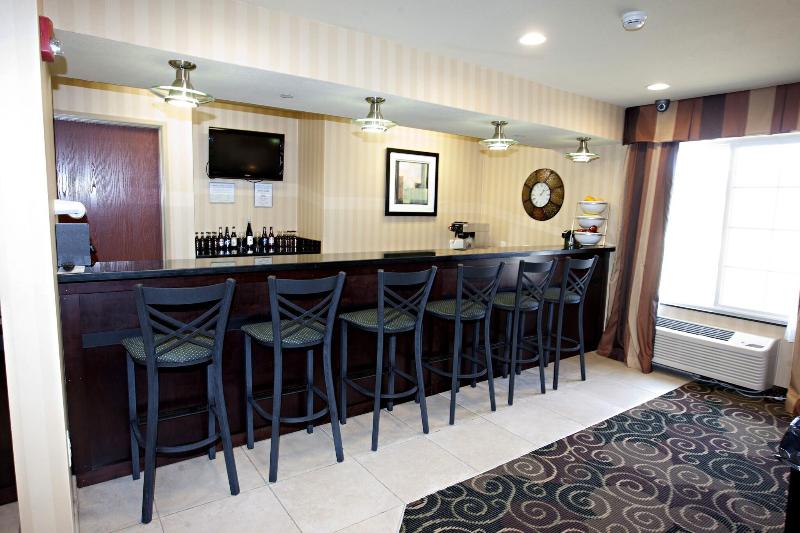 Cobblestone Inn & Suites - Langdon image