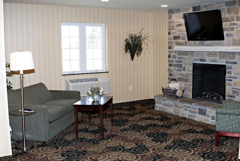 Cobblestone Inn & Suites - Langdon image