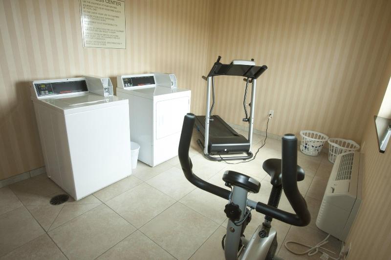 Cobblestone Inn & Suites - Langdon image