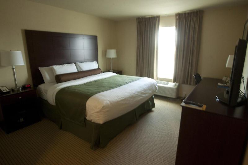 Cobblestone Inn & Suites - Langdon image
