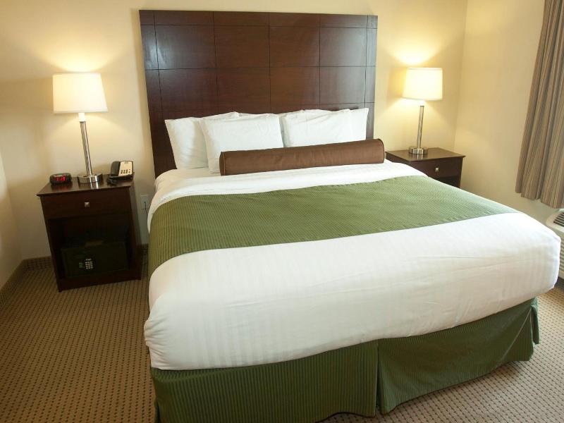 Cobblestone Inn & Suites - Langdon image