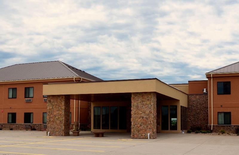 Cobblestone Inn & Suites - Newton image