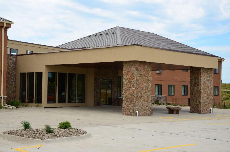 Cobblestone Inn & Suites - Newton image