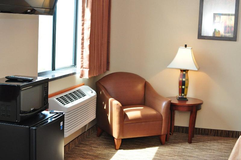 Cobblestone Inn & Suites - Newton image