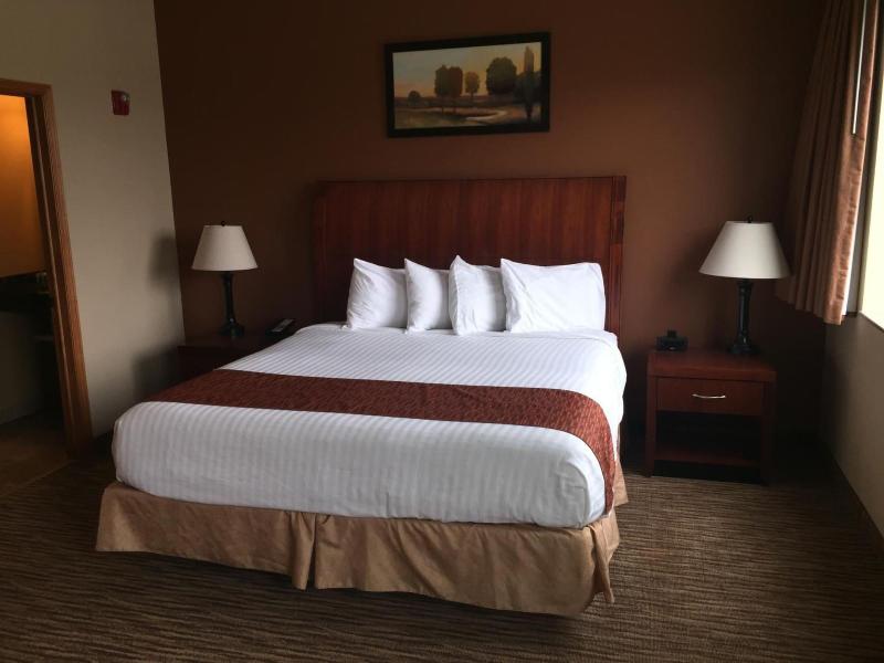 Cobblestone Inn & Suites - Newton image 7