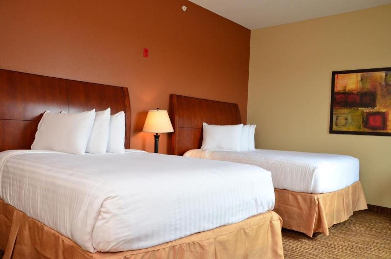 Cobblestone Inn & Suites - Newton image