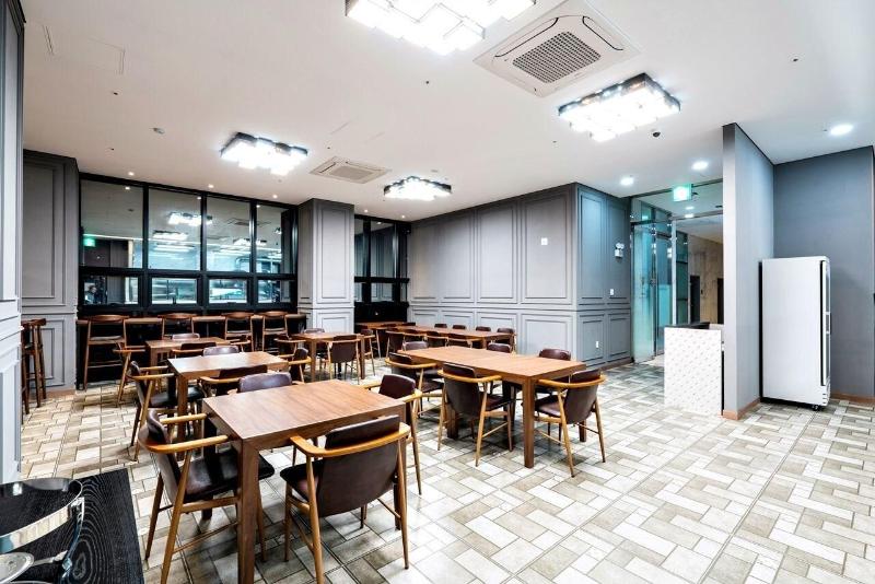 Siheung Seoul Tourist Hotel image