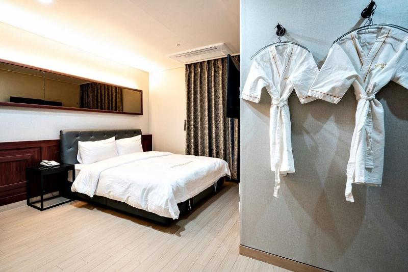 Siheung Seoul Tourist Hotel image