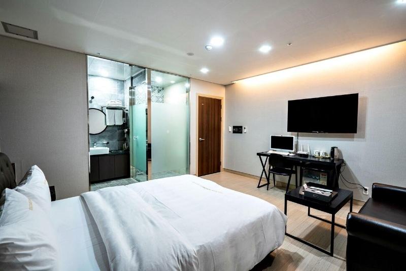 Siheung Seoul Tourist Hotel image
