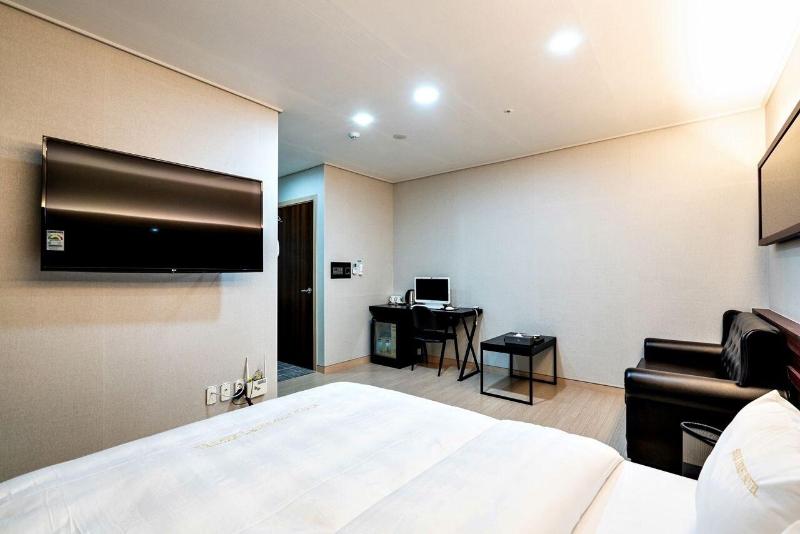 Siheung Seoul Tourist Hotel image
