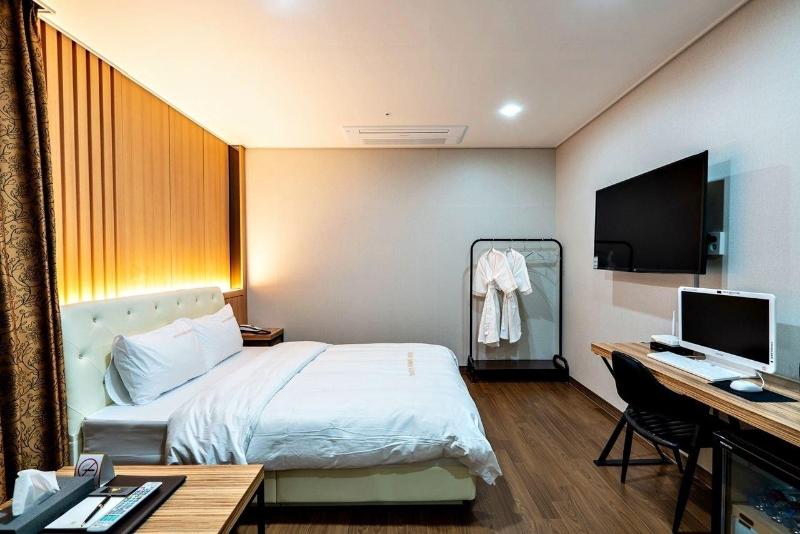 Siheung Seoul Tourist Hotel image