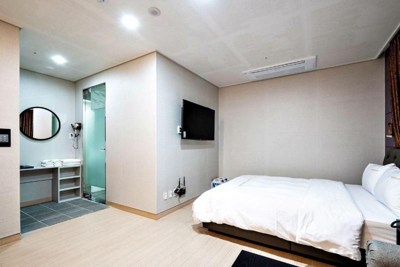 Siheung Seoul Tourist Hotel image
