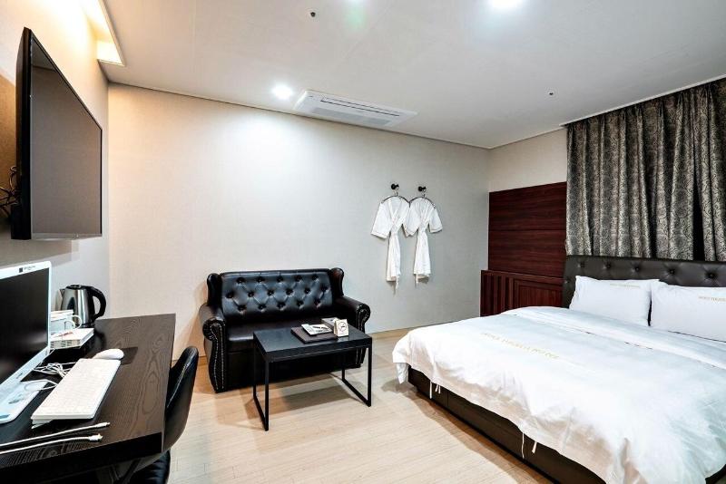 Siheung Seoul Tourist Hotel image