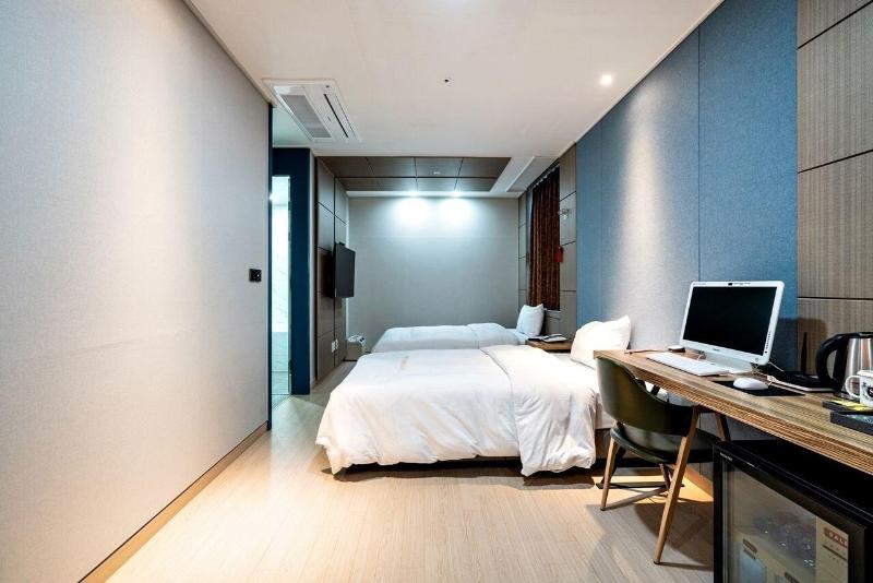 Siheung Seoul Tourist Hotel image