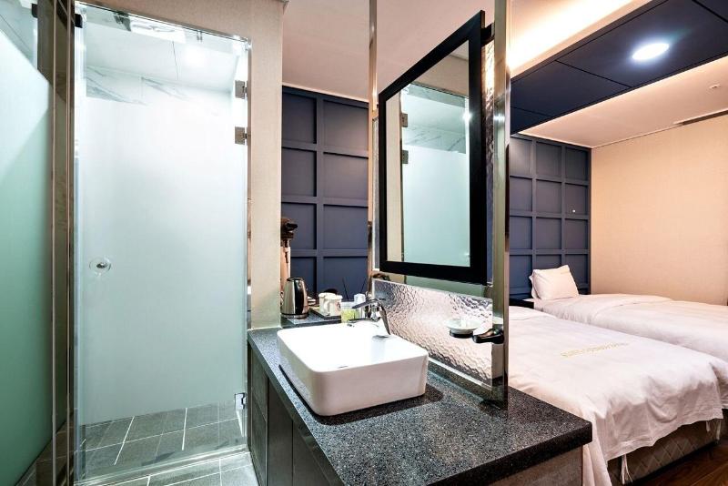Siheung Seoul Tourist Hotel image