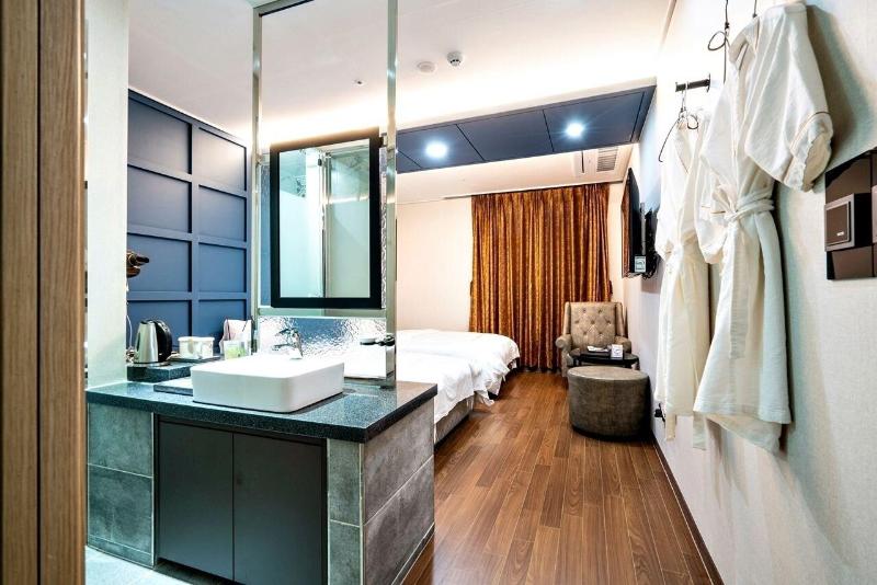 Siheung Seoul Tourist Hotel image